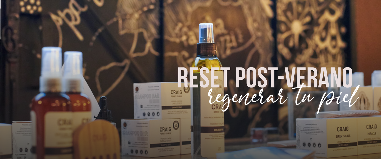 Set de productos Craig dispuestos de forma estética y ordenada sobre una superficie clara. Representa el ritual de cuidado para regenerar la piel después del verano, con un enfoque en la simplicidad y el bienestar consciente.